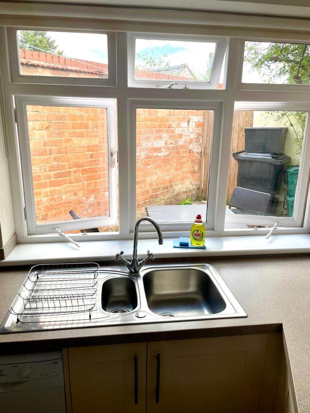 Town Centre Apartment Perfect Location With On-Street Parking Stratford-upon-Avon Quarto foto